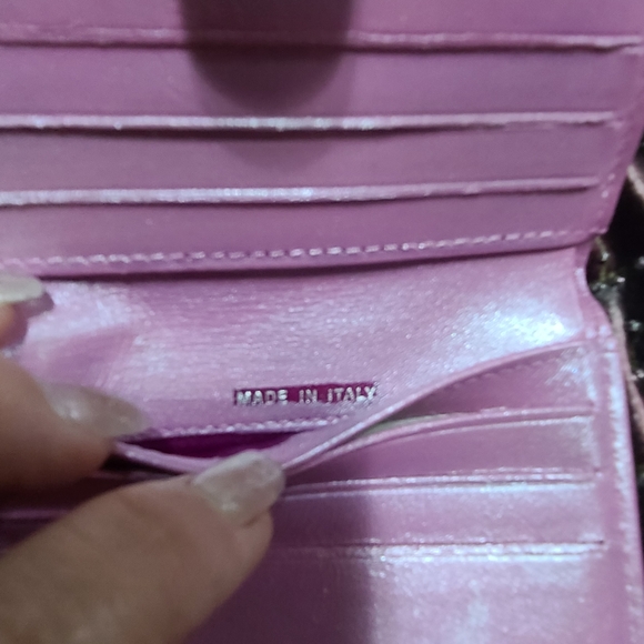 Chanel Camelia Iridescent Wallet - Picture 13 of 17
